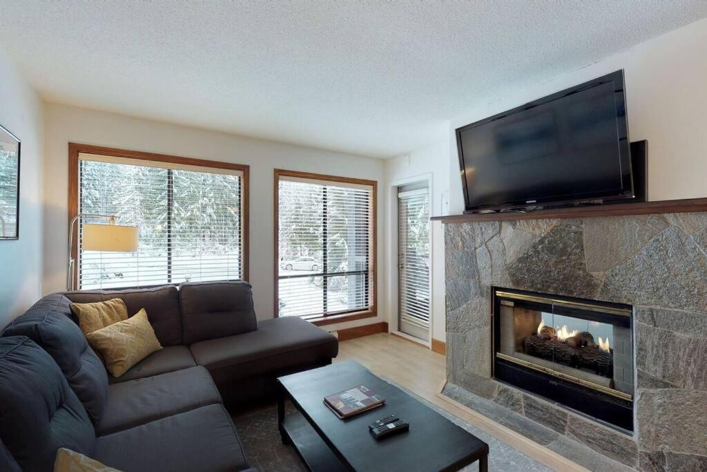 Powderhorn By Whistler Blackcomb Vacation Rentals 外观 照片