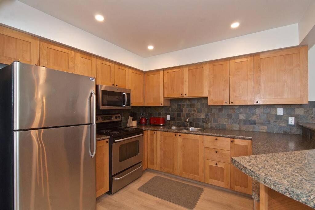 Powderhorn By Whistler Blackcomb Vacation Rentals 外观 照片